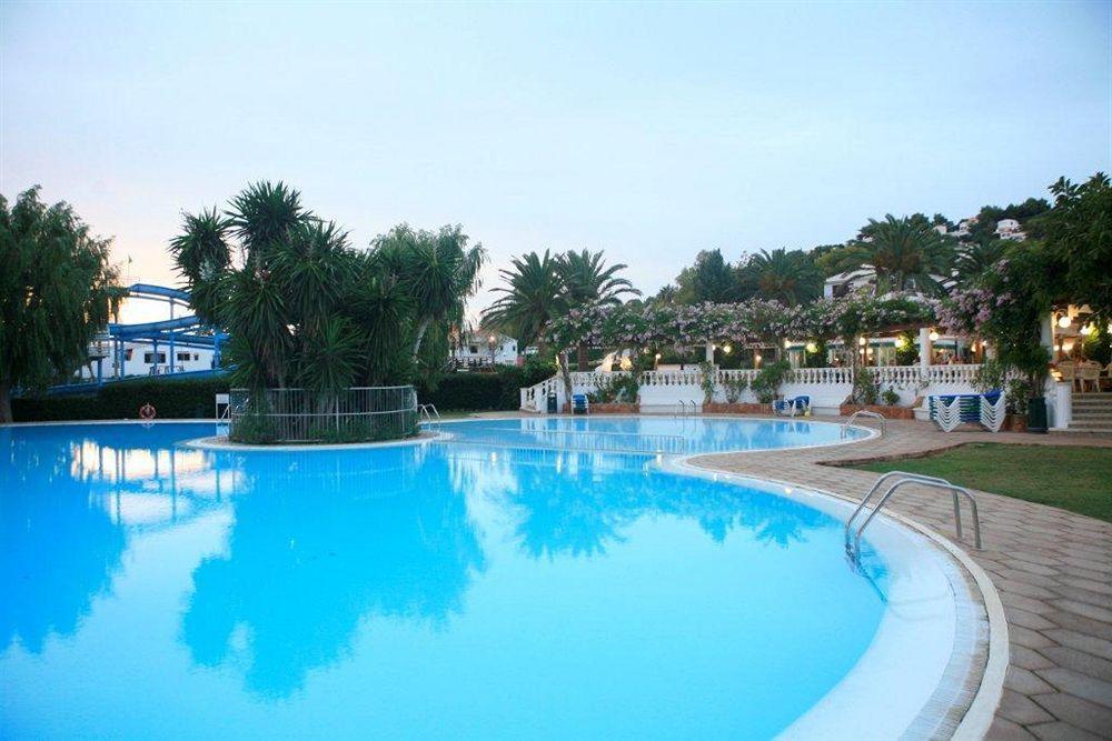 Apartamentos Son Bou Playa Gold Kültér fotó