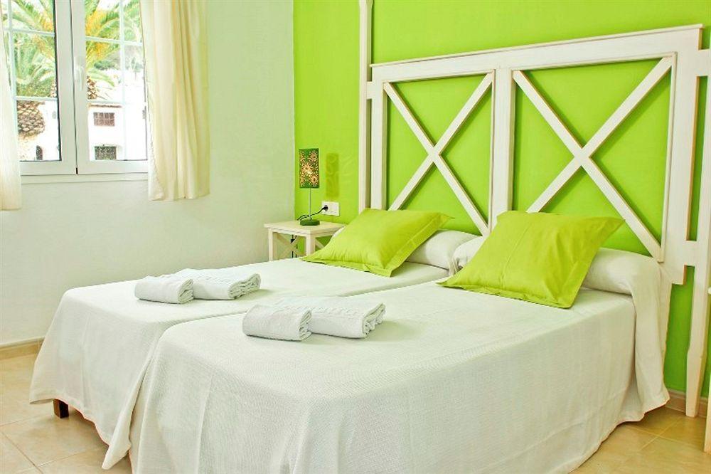 Apartamentos Son Bou Playa Gold Kültér fotó