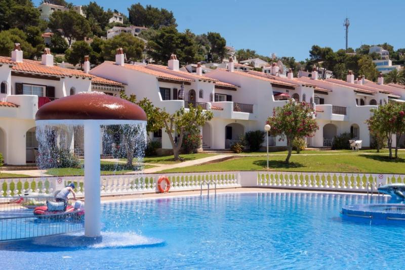 Apartamentos Son Bou Playa Gold Kültér fotó